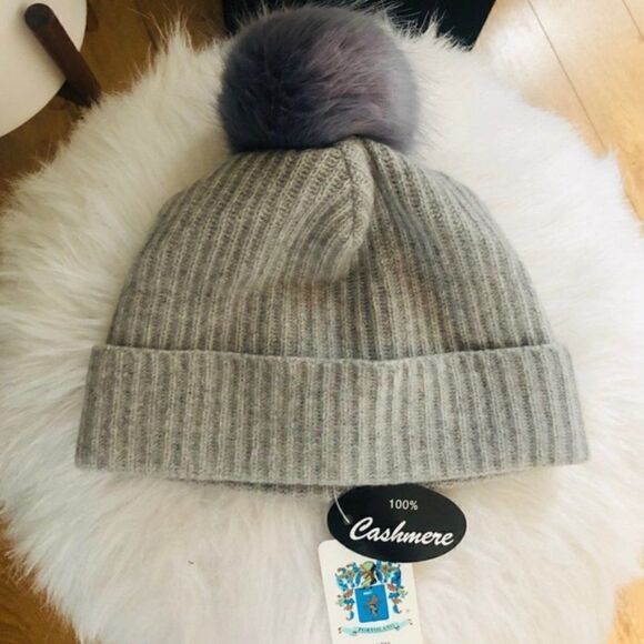 Portolano Cashmere & Faux Fur Pompom Beanie Hat, Gray, One Size, Luxurious, NWT - Picture 3 of 9